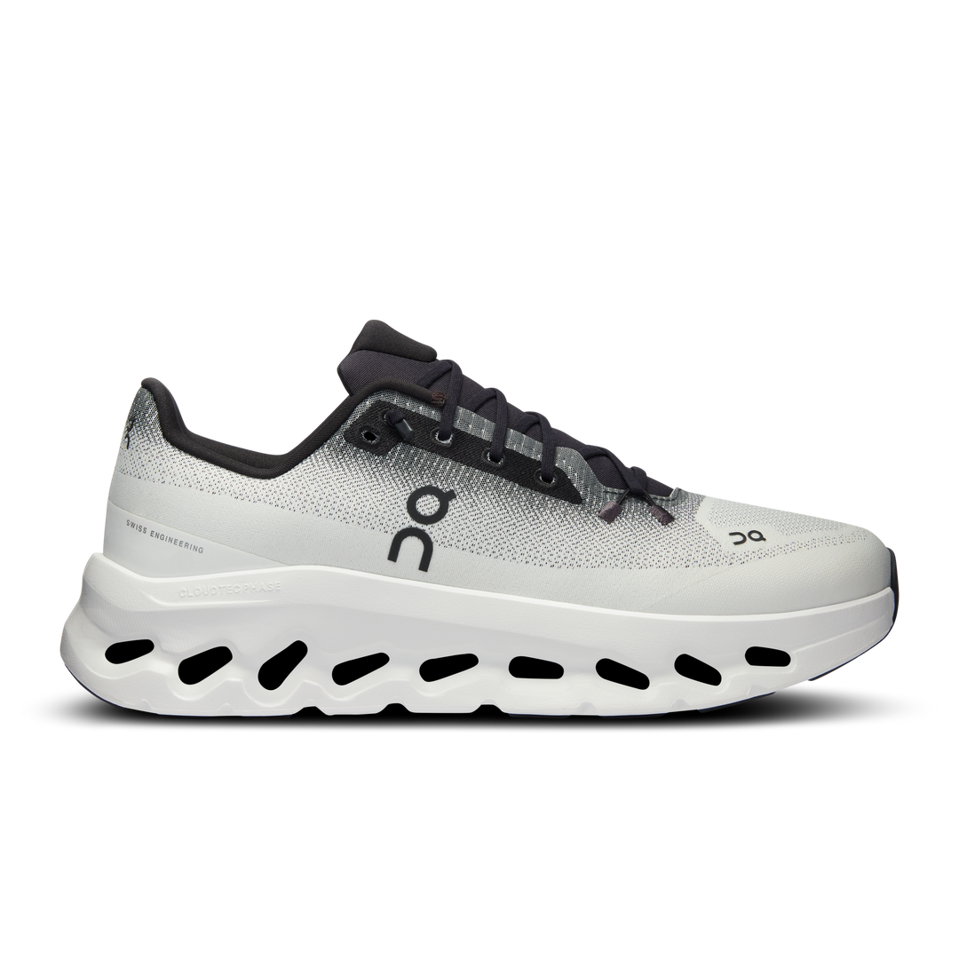 Men's On Cloudtilt, Black/Ivory, 8 D Medium