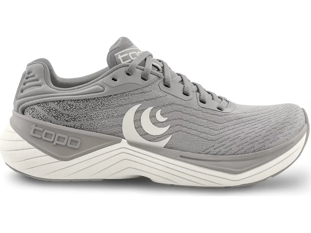 Men's Topo Athletic Ultrafly 5, Dark Grey/Grey, 11.5 D Medium