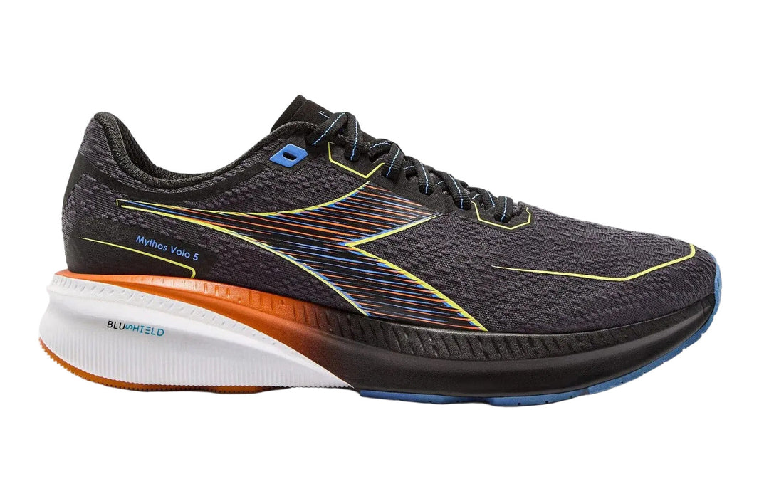 Men's Diadora Mythos Blushield Volo 5, Blk/Sulphur Spring/Ultramarine